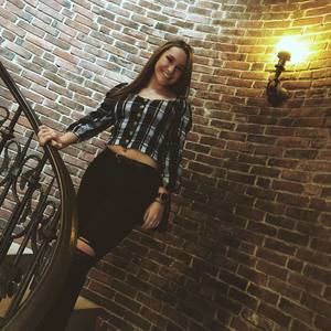 Meet your Posher, Cara